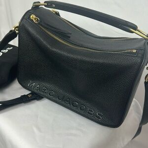 Marc Jacobs Soft Box 23